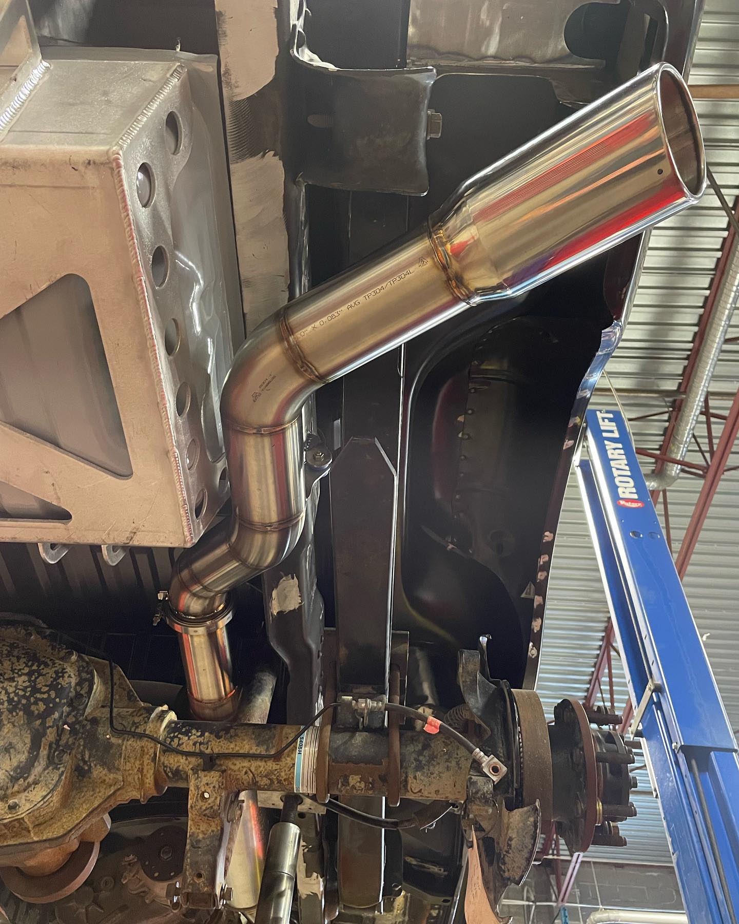 Custom exhaust system